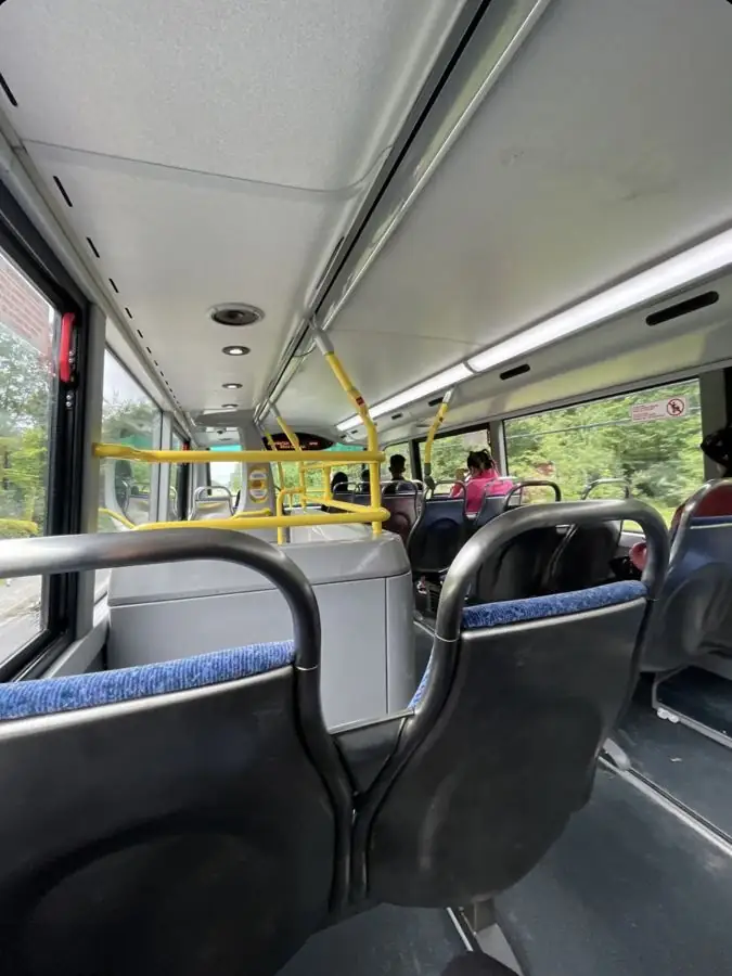 通学のバス